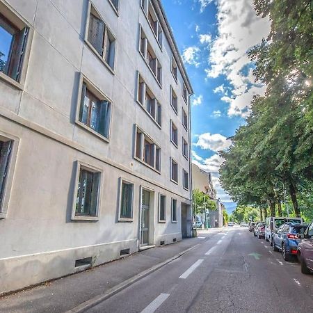 Appartement Au Bord De La Leysse A Chambery Bagian luar foto