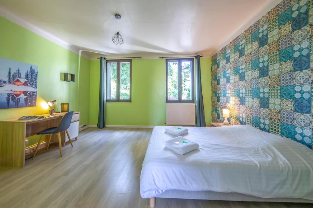 Appartement Au Bord De La Leysse A Chambery Bagian luar foto